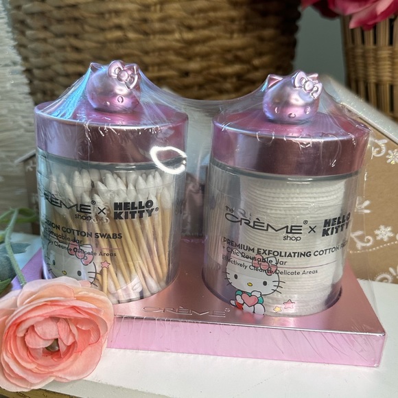 Hello Kitty Crème Shop glass bottles vanity pink tray q tips cotton Christmas main image 0